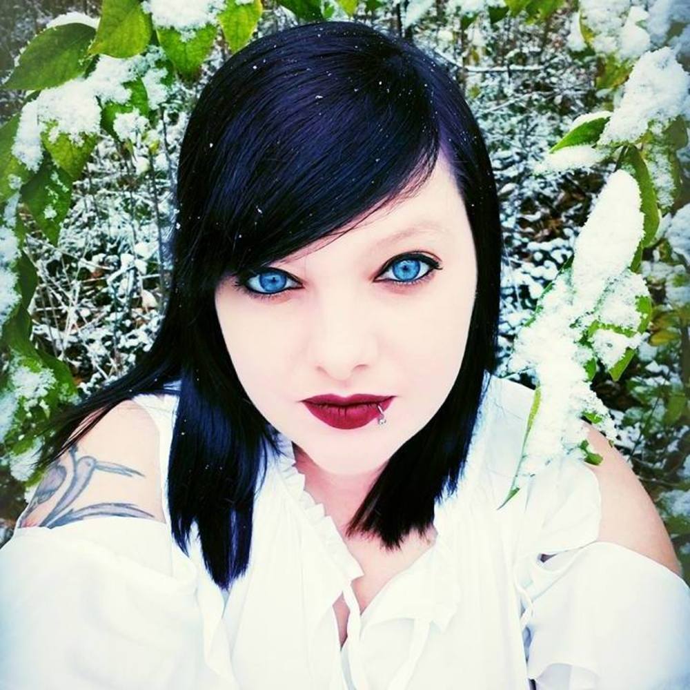 Meet your Posher, Natasha